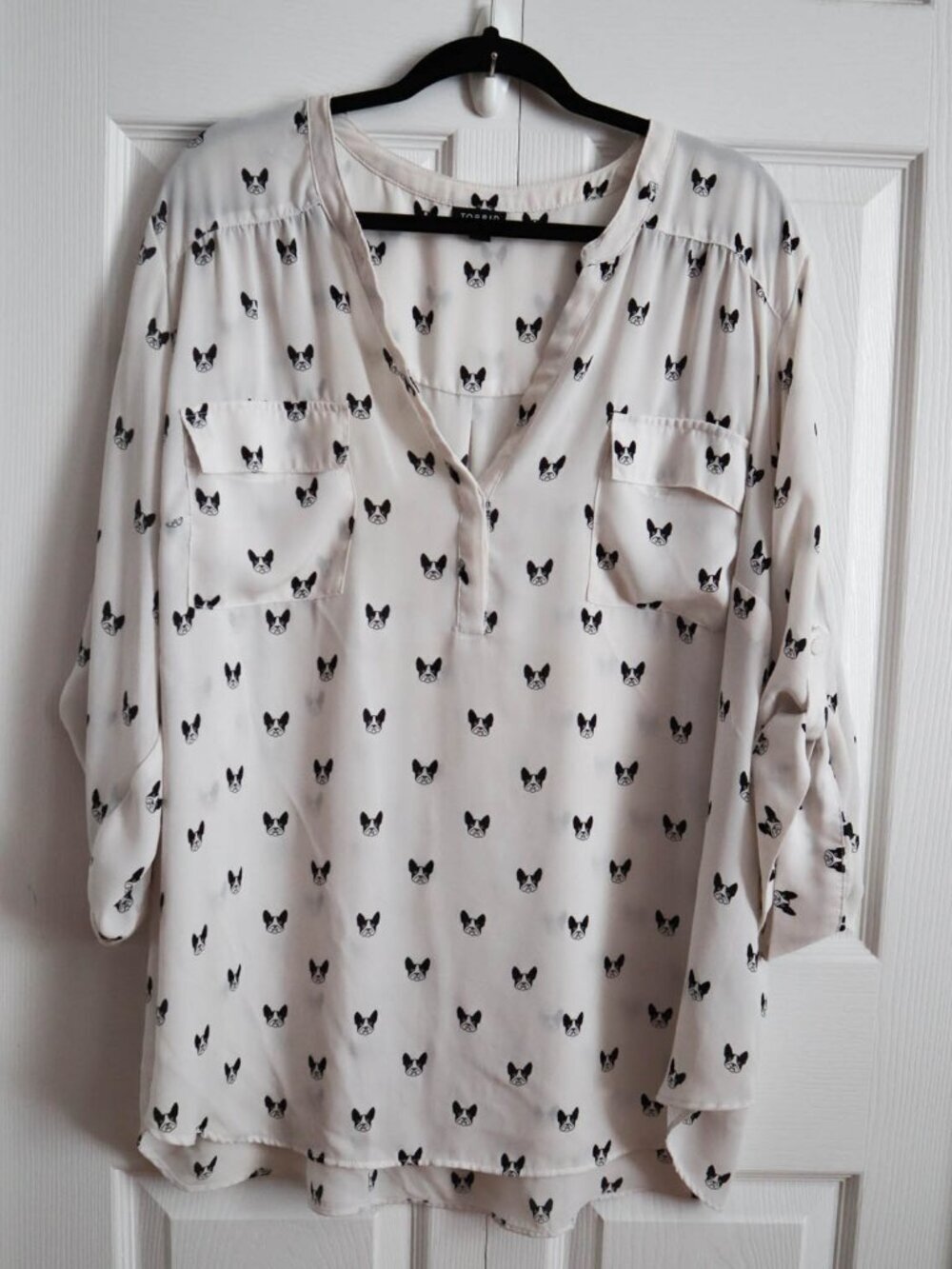 Torrid Women's Plus 4x Harper Chiffon Blouse Shirt Top Black & White Dog Print